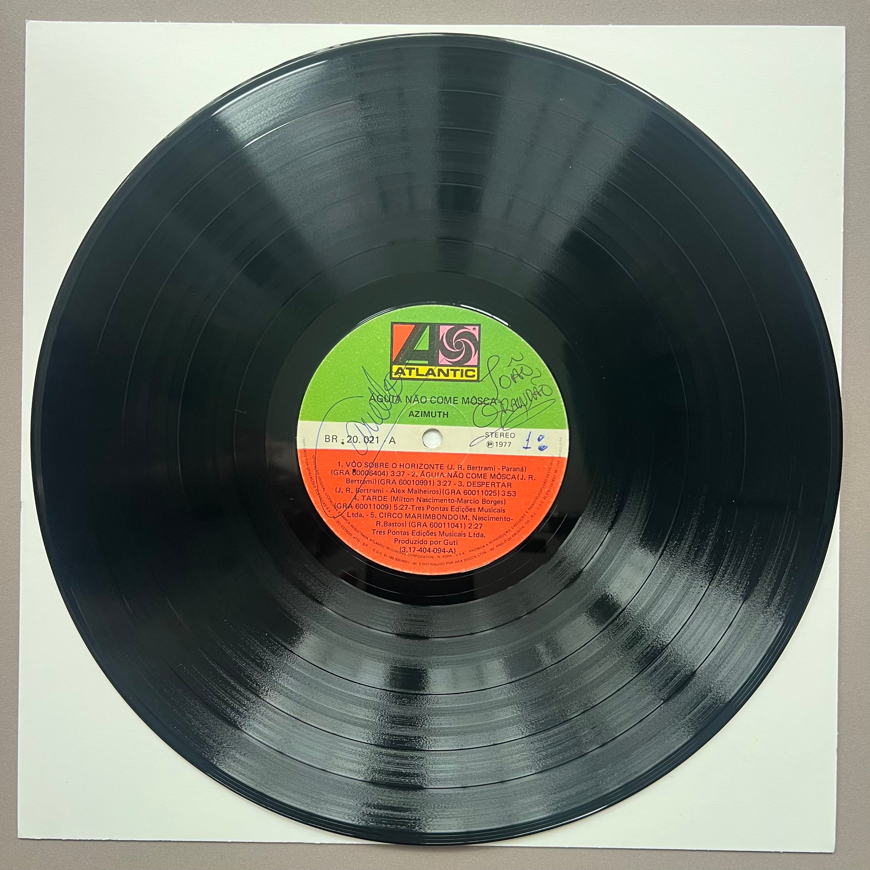 Azymuth – Águia Não Come Mosca